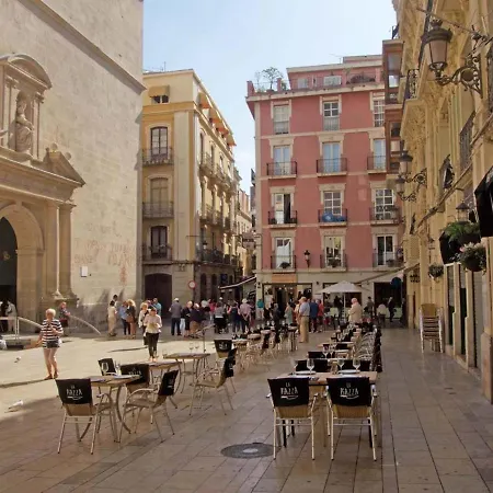 Charlot Center I Alicante